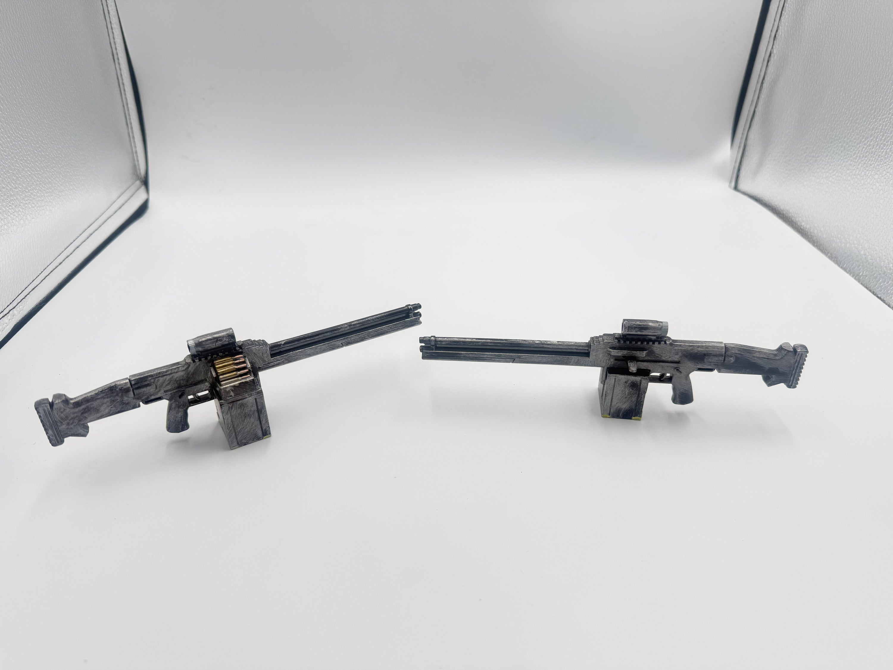 MG-43 All Metal Desk Display hand painted